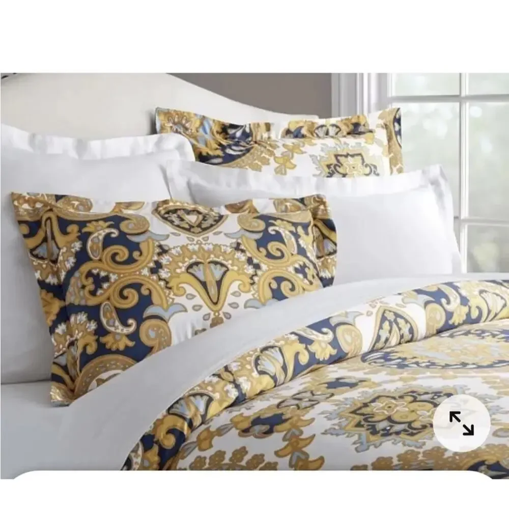 2 Pottery Barn Kendall Standard Sham 350 Thread Count Organic Cotton 26 x 20 NEW